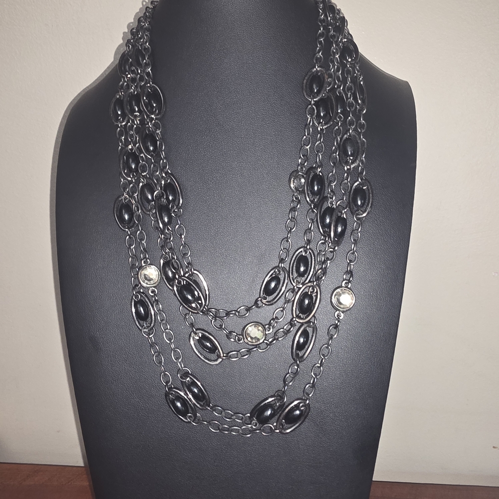 Elegant Black and Silver Necklace